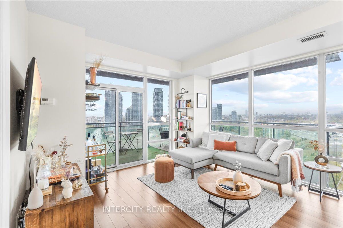 16 Brookers Lane, #1802