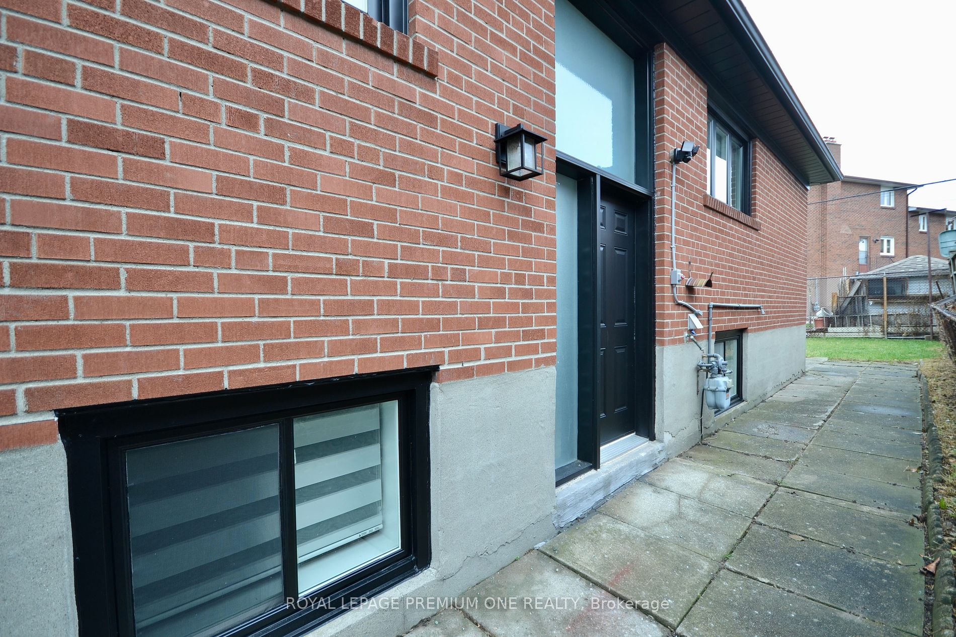 58 Dovehouse Avenue, #Lower