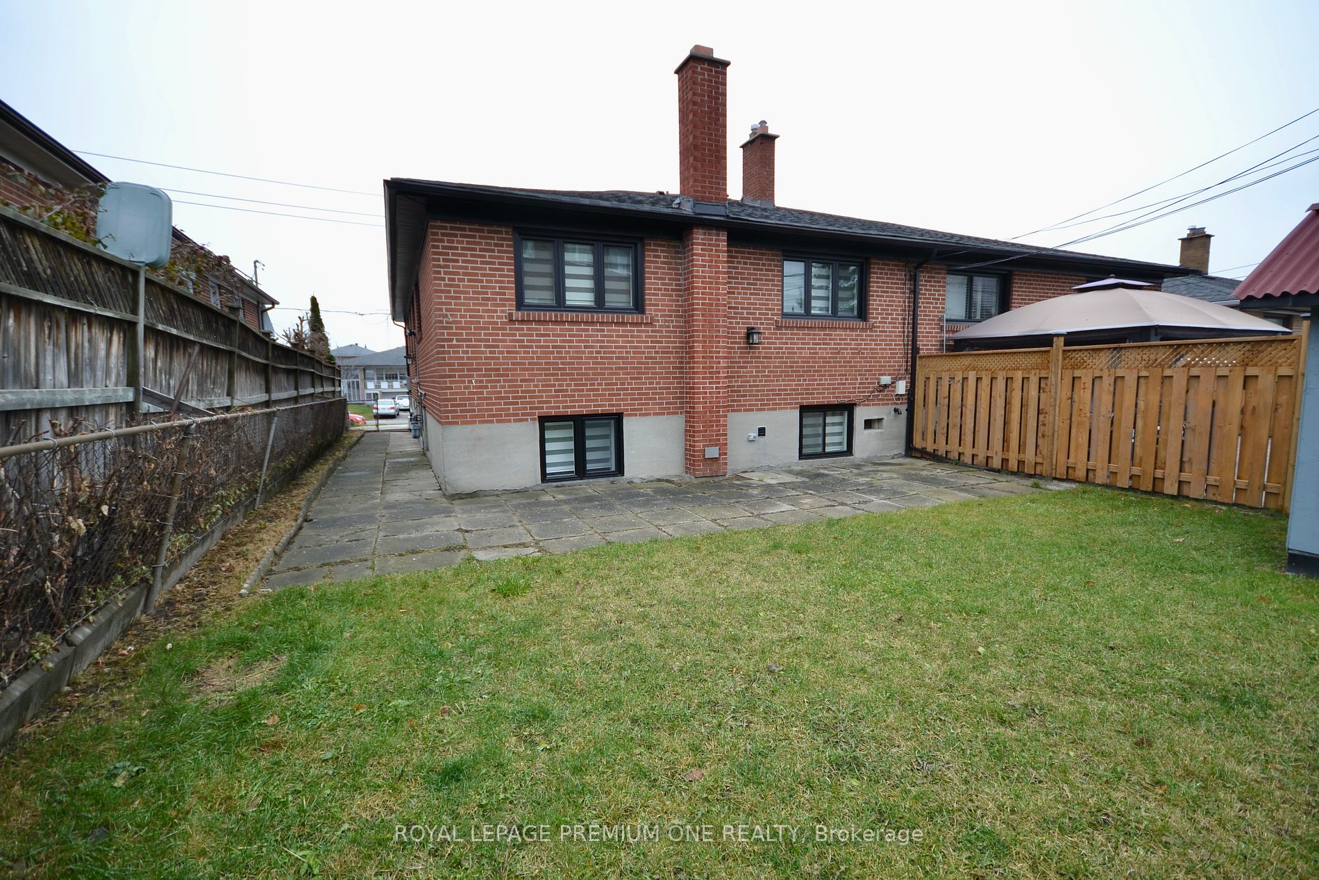 58 Dovehouse Avenue, #Lower