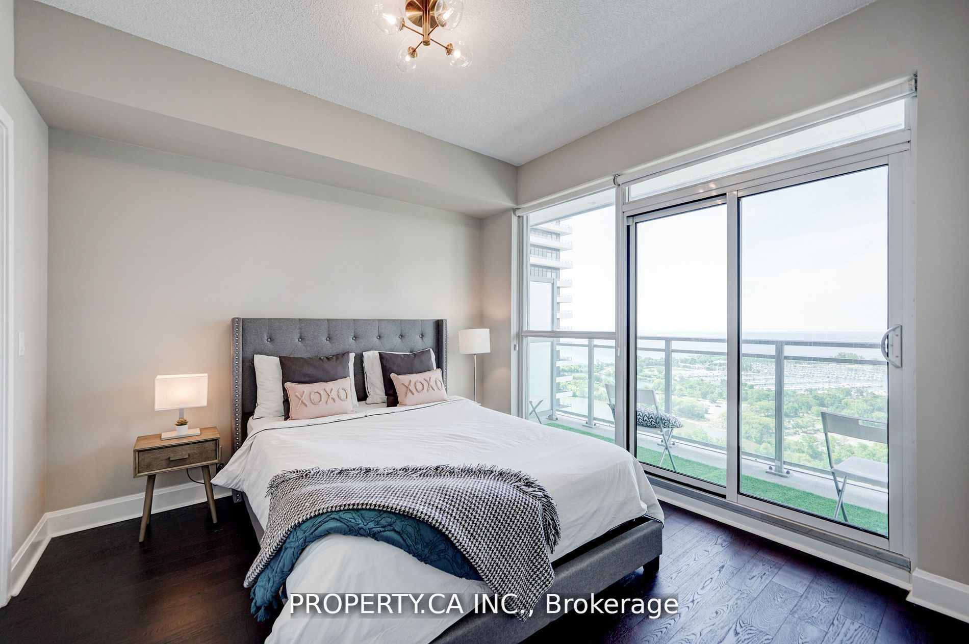 33 Shore Breeze Dr, #2501