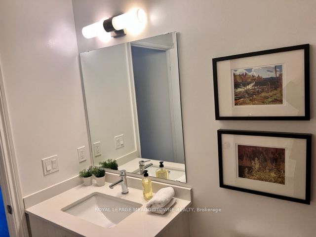 1050 Main Street E, #315