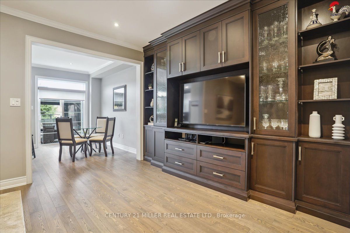 3065 Eberly Woods Drive