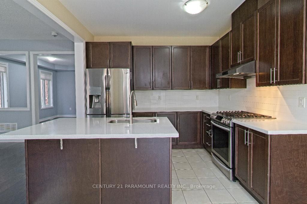 11 Monceau Rd