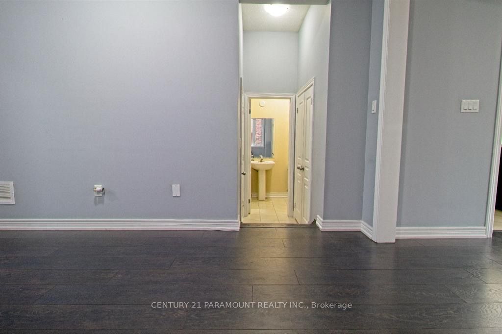 11 Monceau Rd