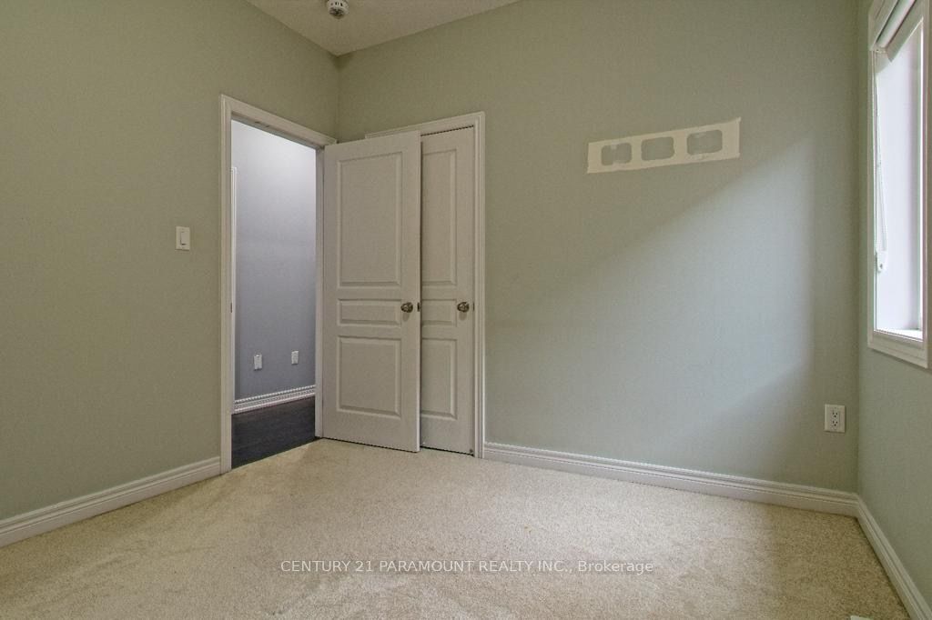11 Monceau Rd