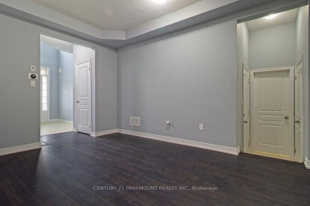 11 Monceau Rd