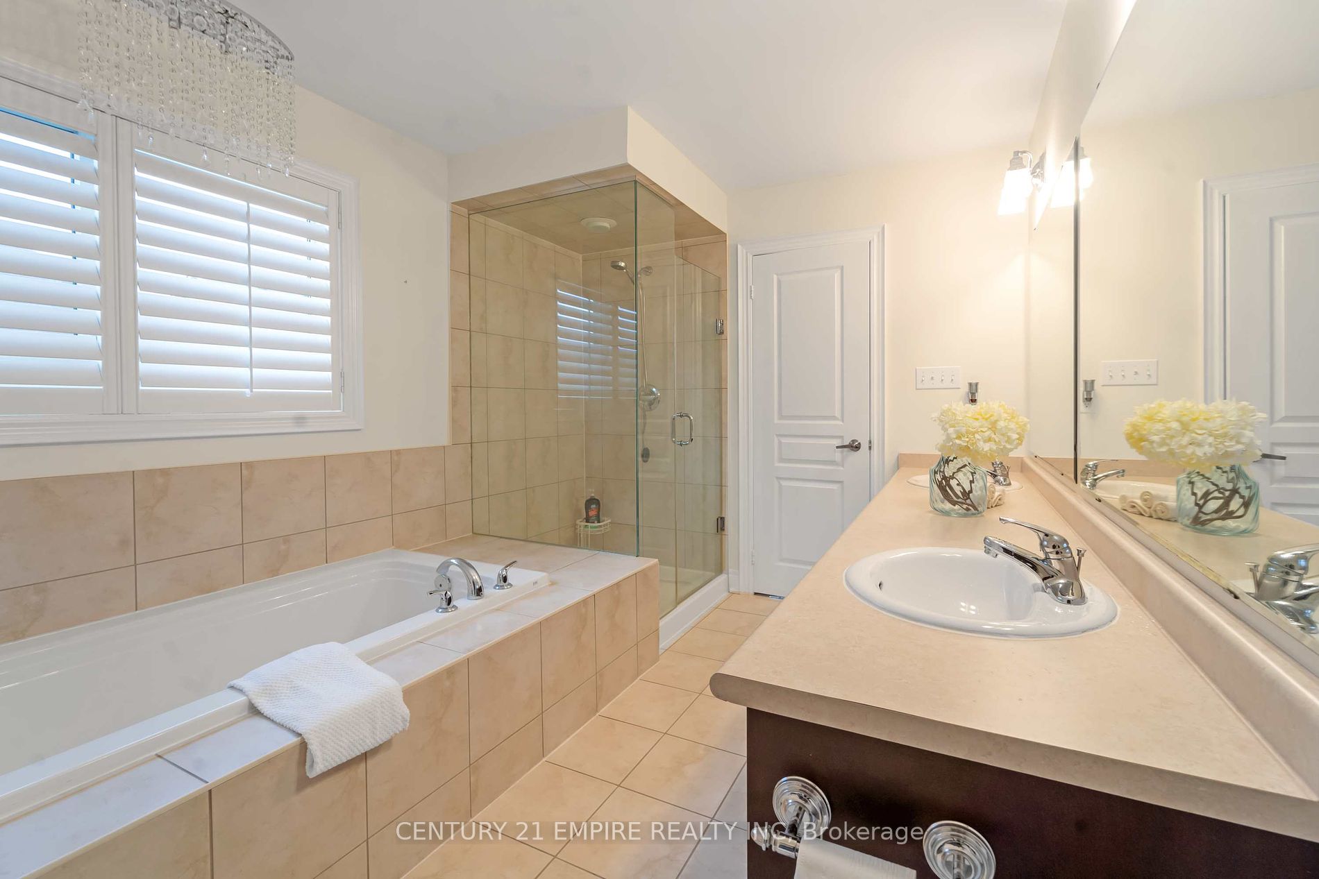 508 Hinchey Crescent