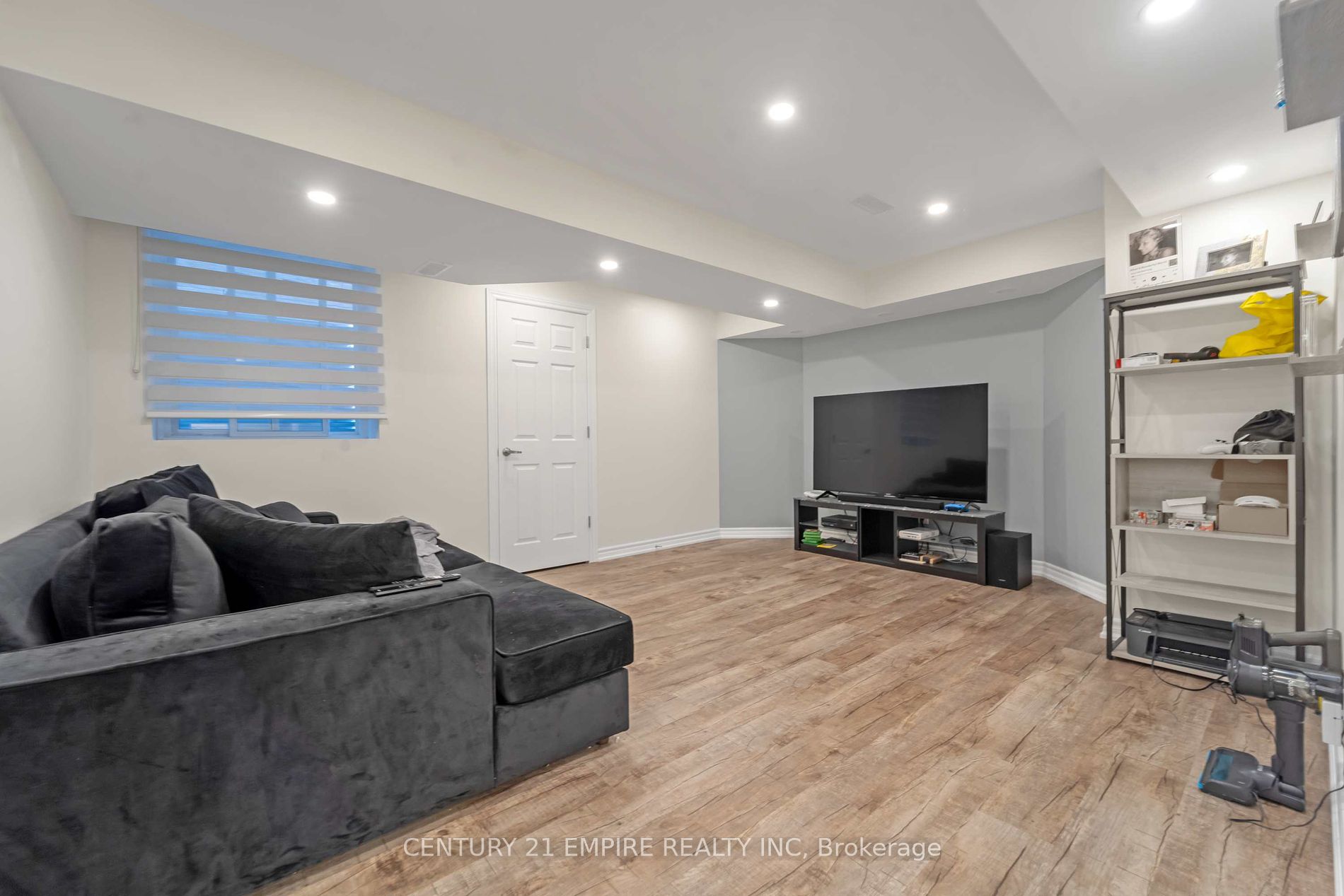 508 Hinchey Crescent