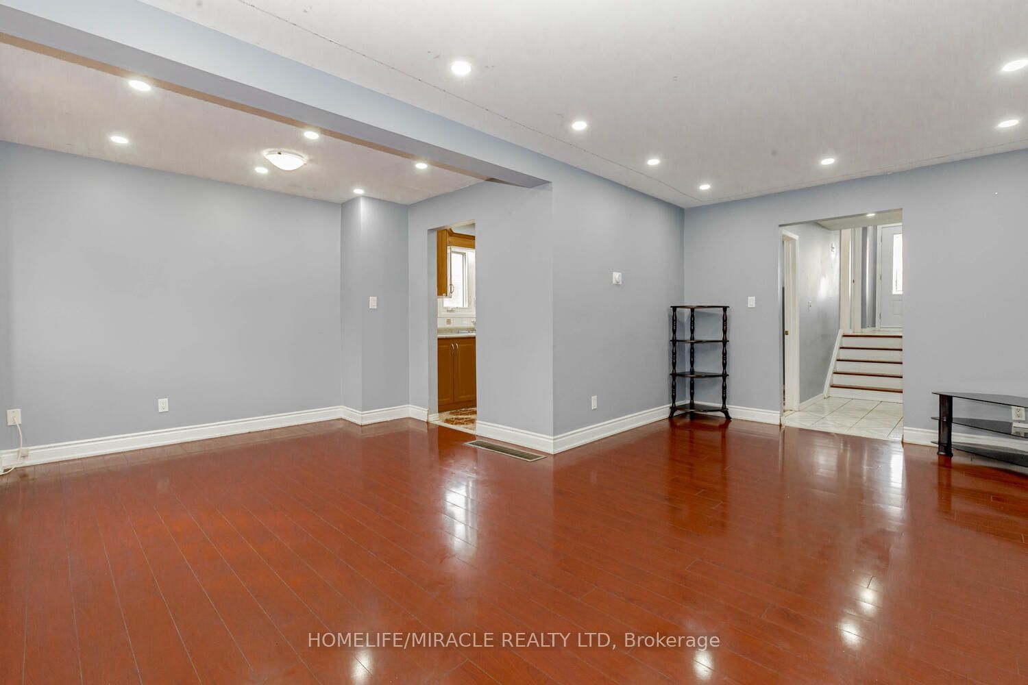 3410 Chipley Cres