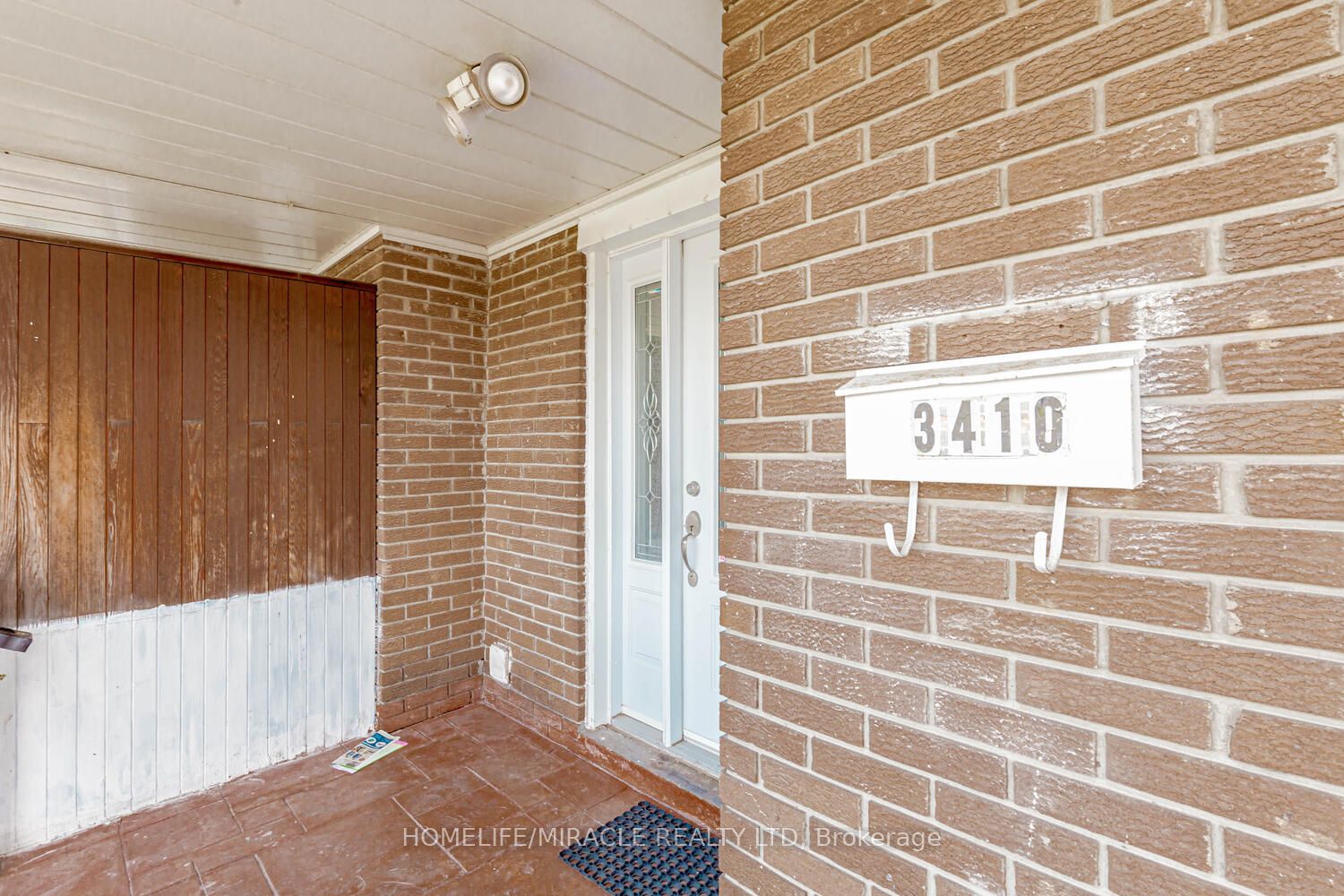 3410 Chipley Cres