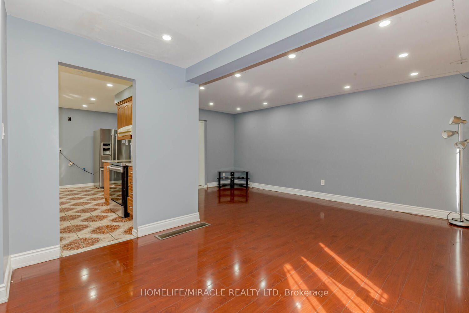 3410 Chipley Cres