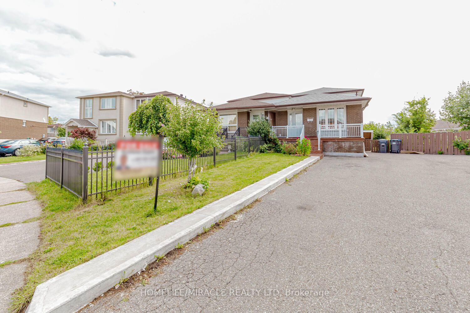 3410 Chipley Cres