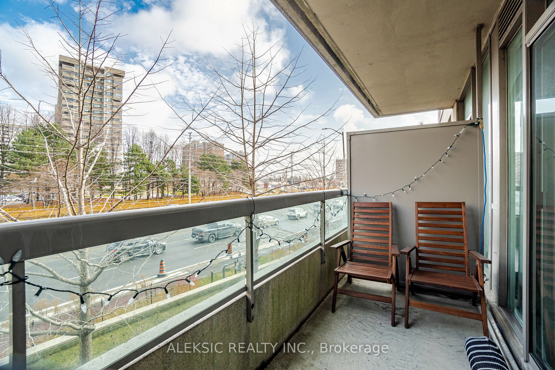 3504 Hurontario St, #202