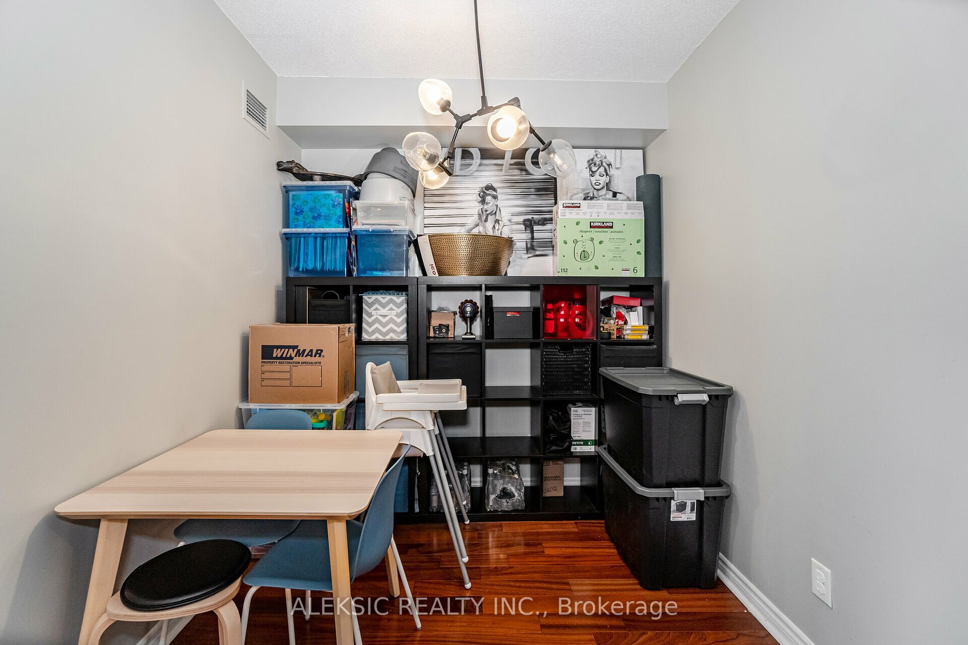 3504 Hurontario St, #202