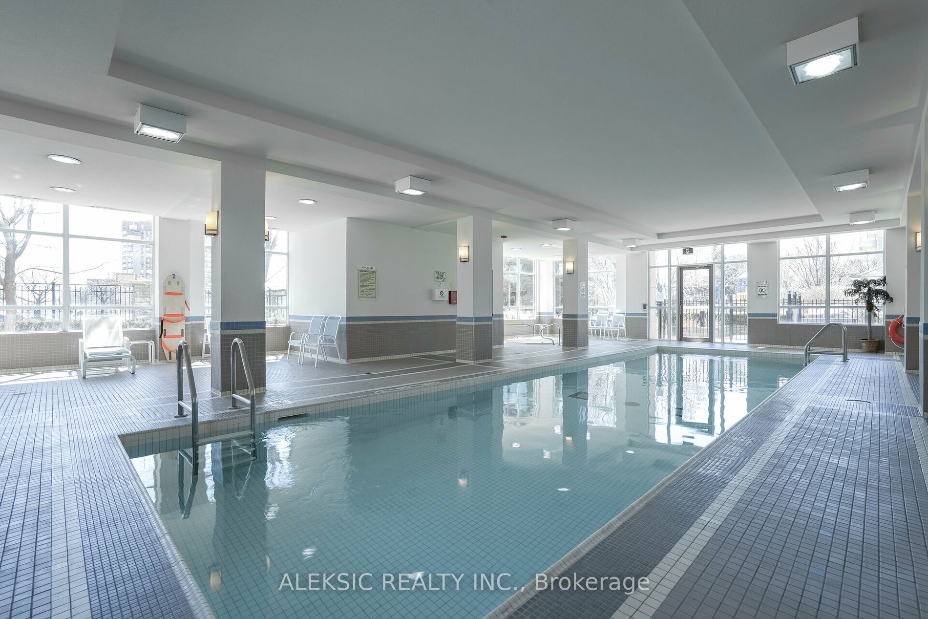 3504 Hurontario St, #202