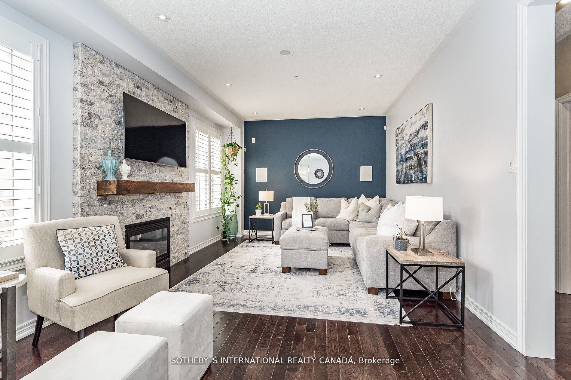41 Amaryllis Dr