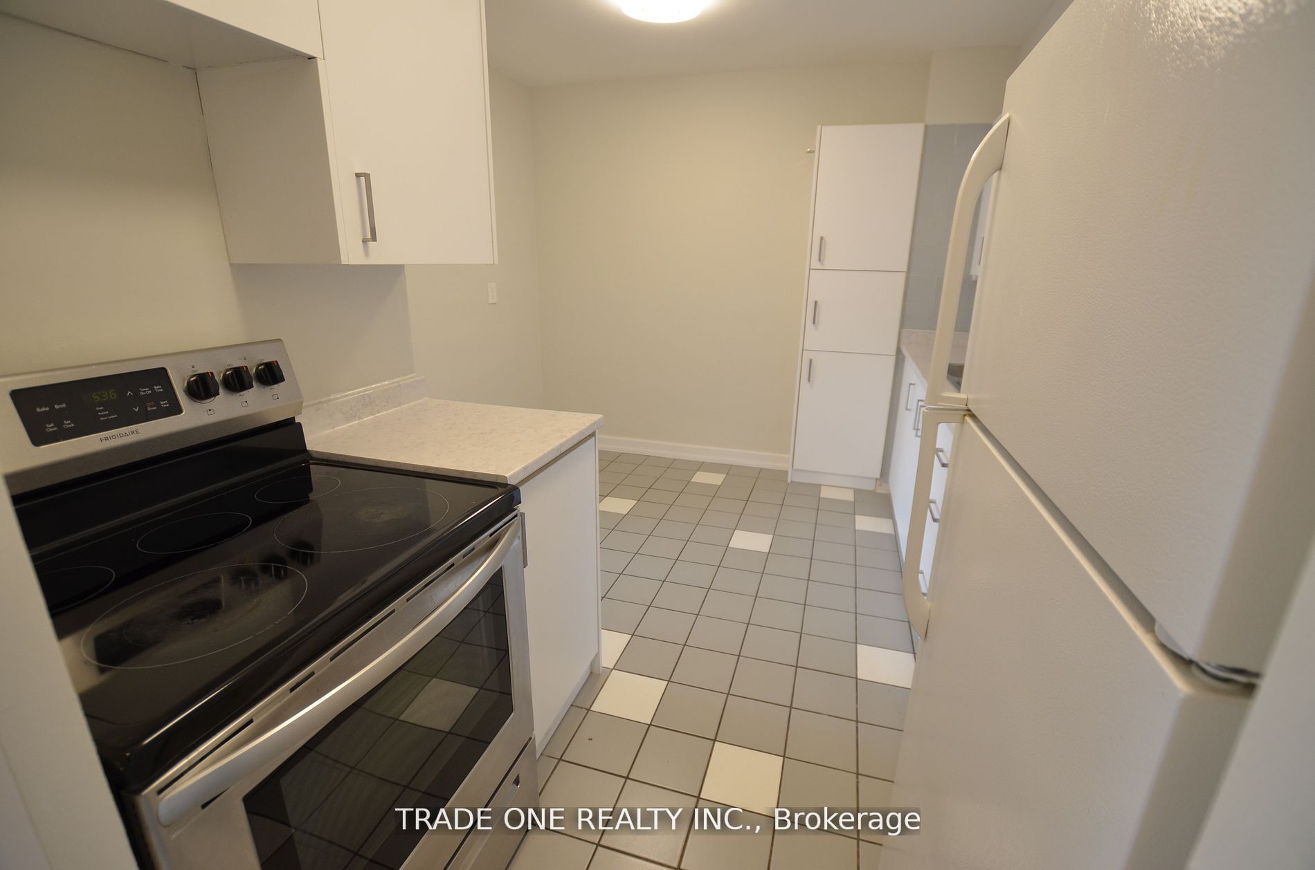 85 Emmett Ave, #506