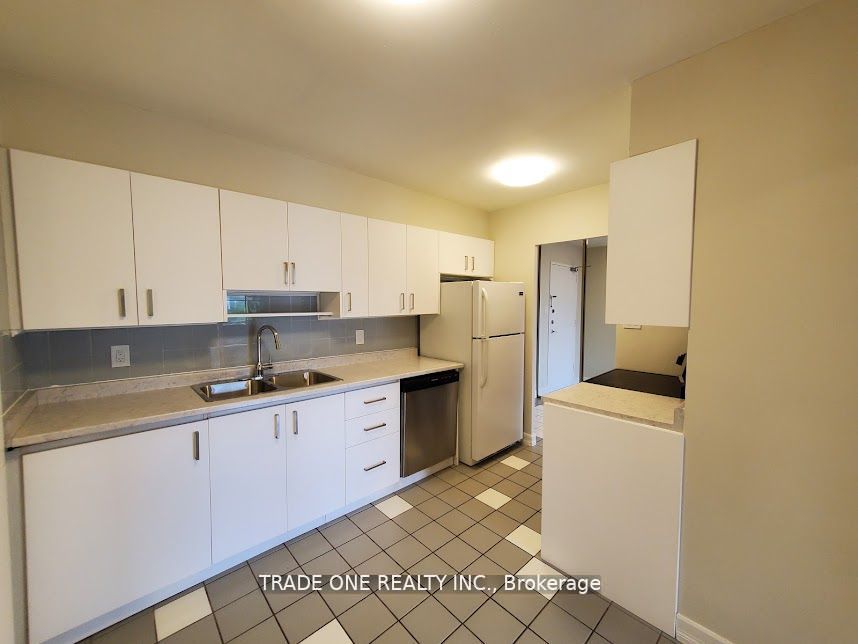 85 Emmett Ave, #506