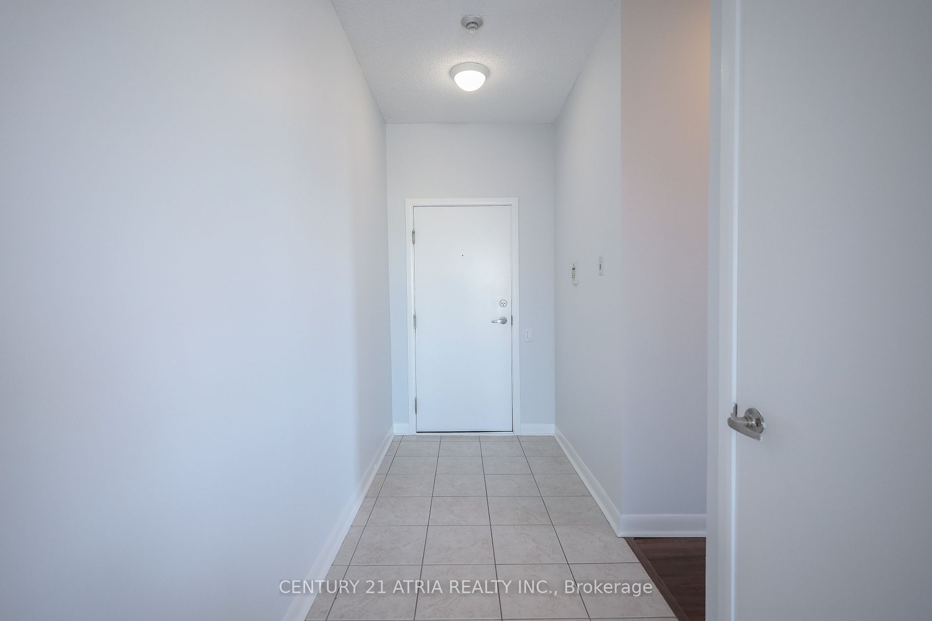 2067 Lake Shore Blvd W, #601
