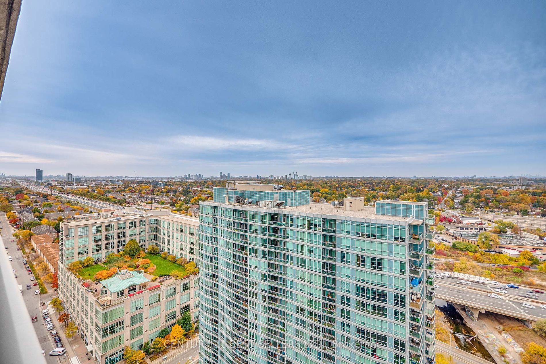 165 Legion Rd N, #2423