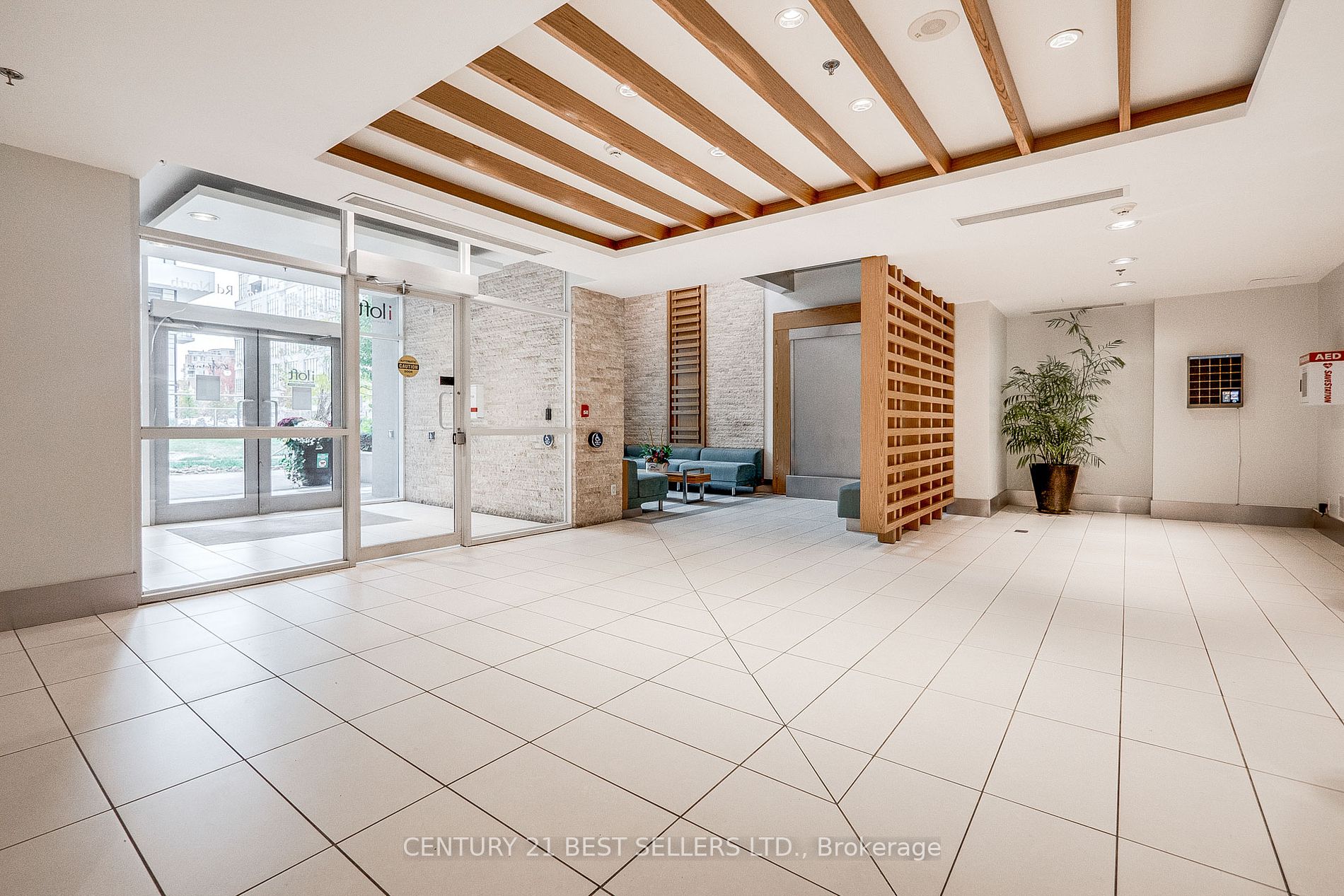165 Legion Rd N, #2423