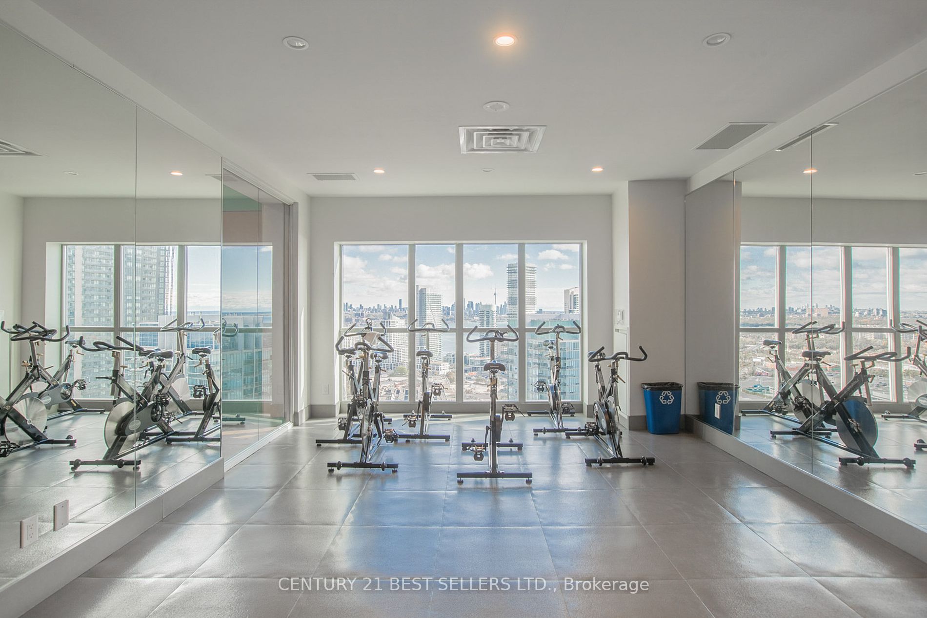 165 Legion Rd N, #2423