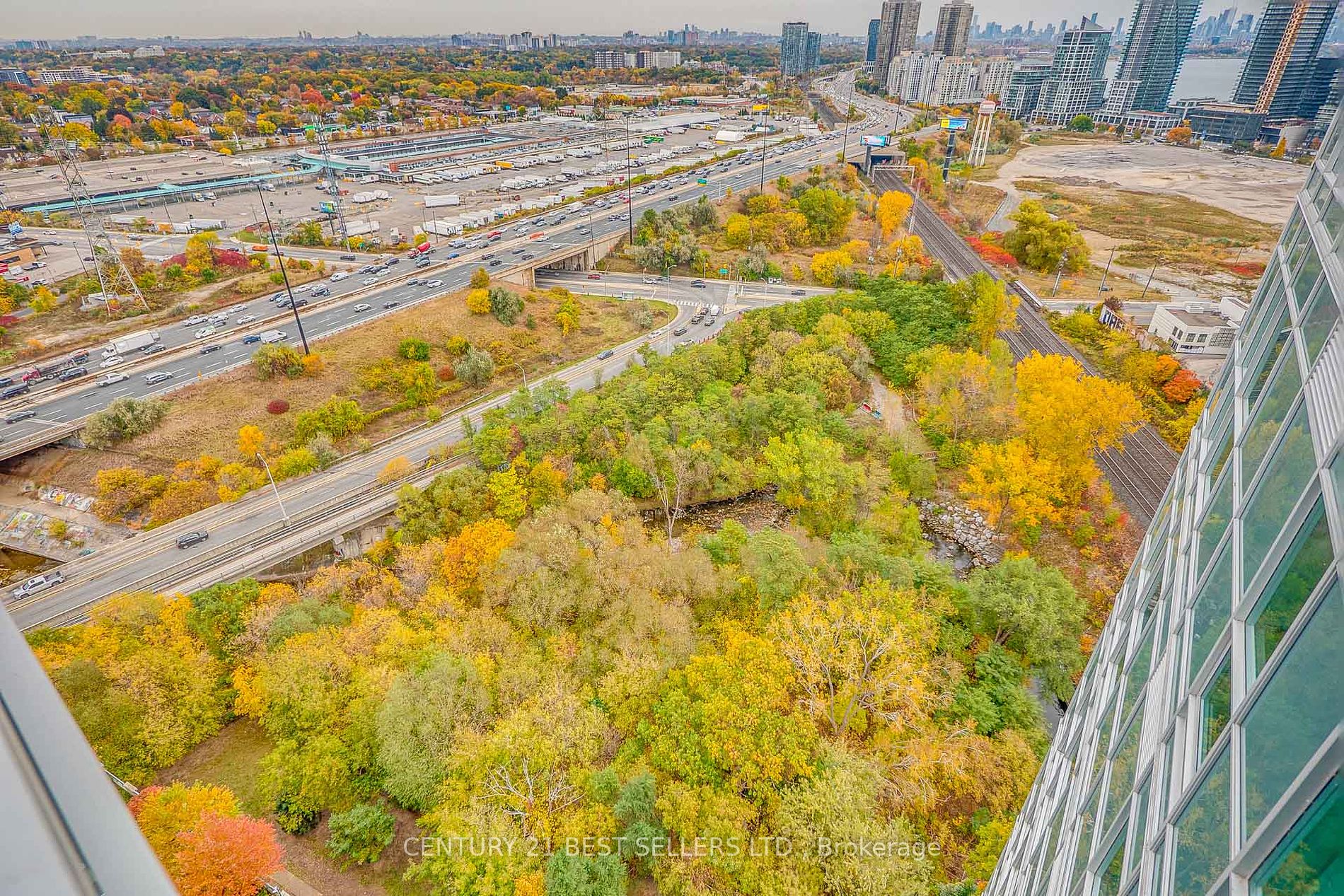 165 Legion Rd N, #2423