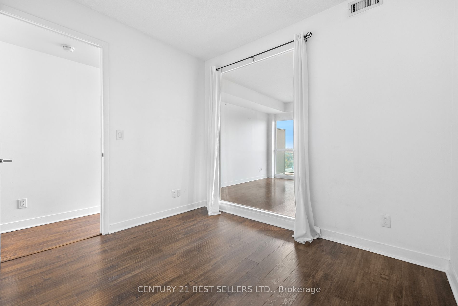 165 Legion Rd N, #2423