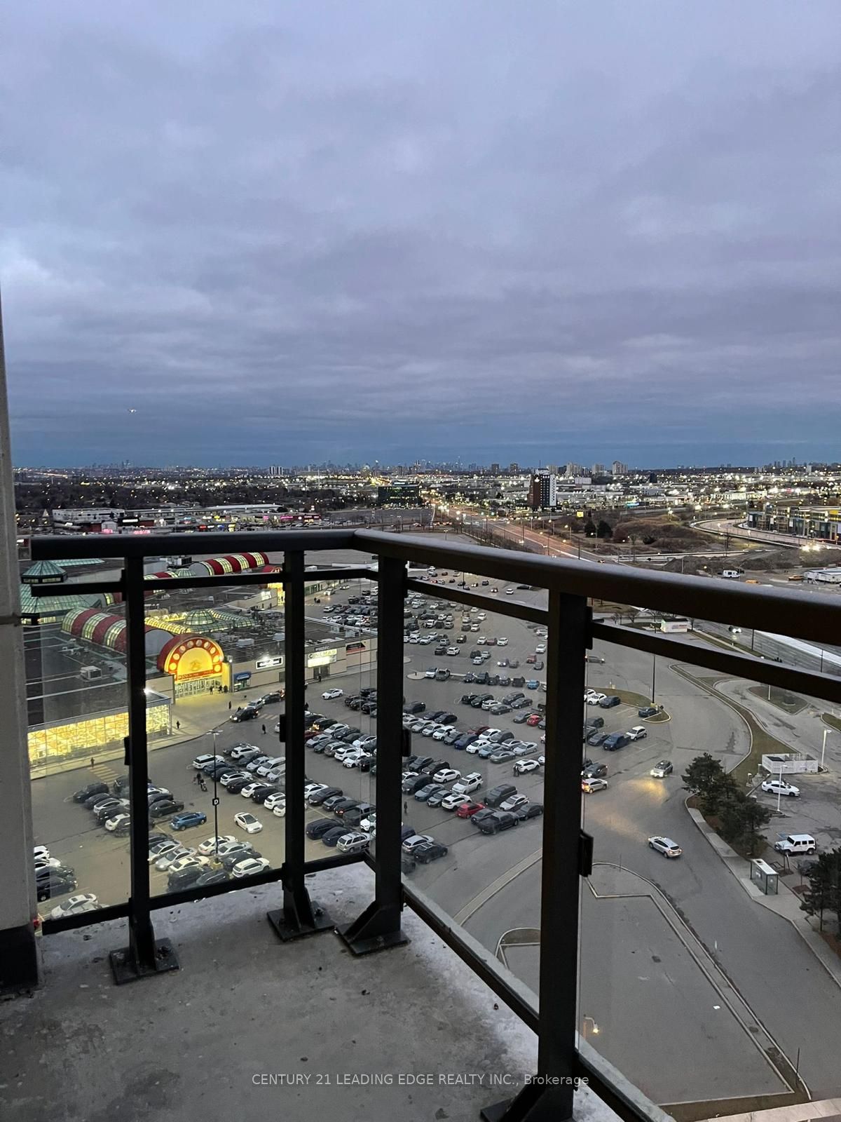 840 QUEENS PLATE Drive, #1612