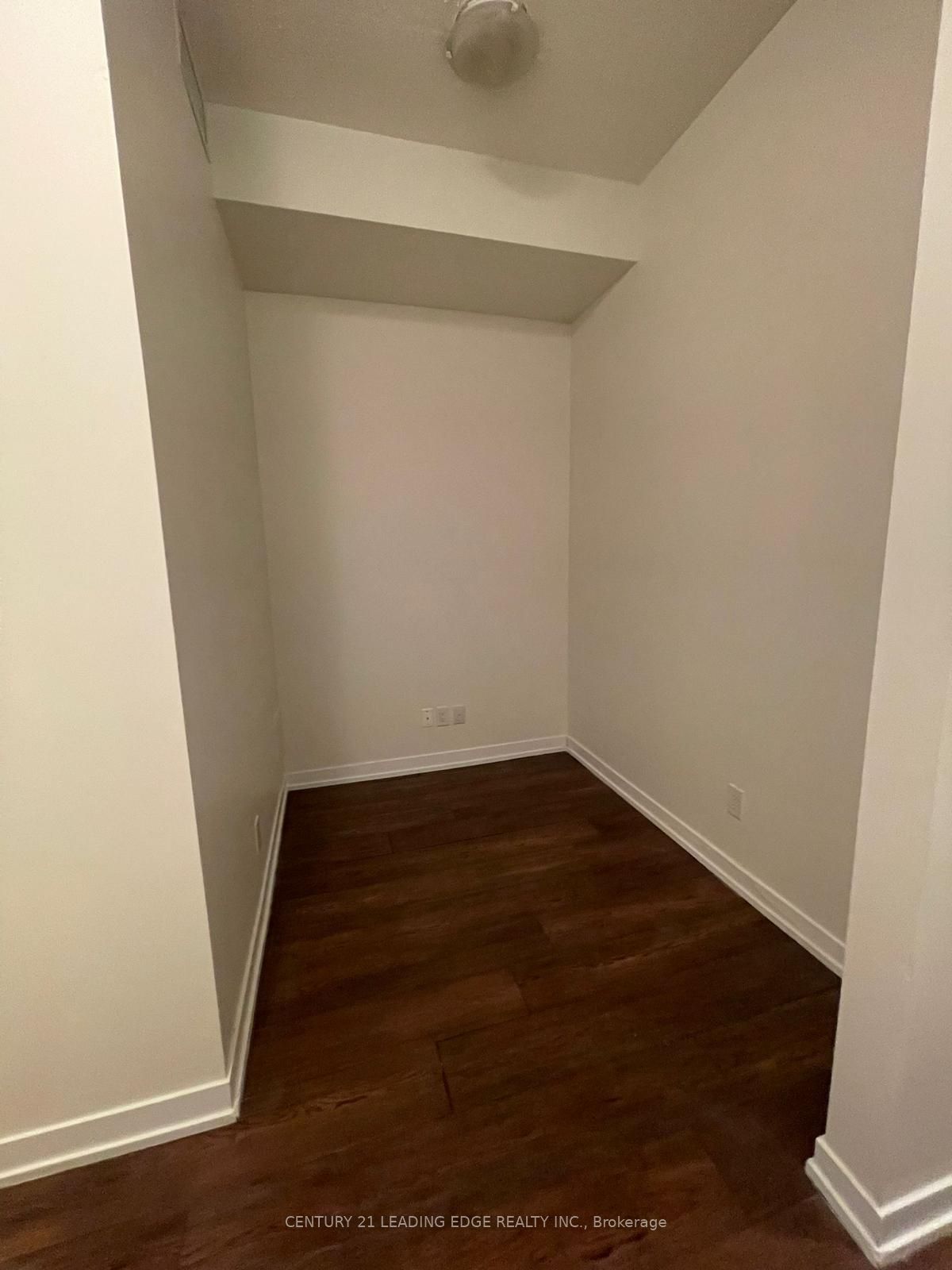 840 QUEENS PLATE Drive, #1612