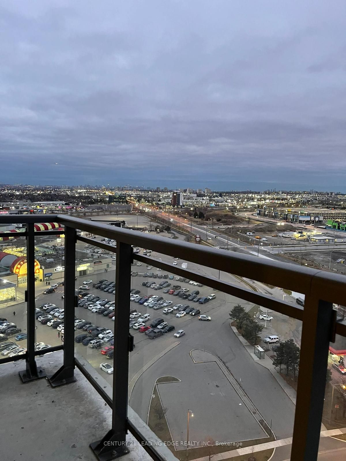 840 QUEENS PLATE Drive, #1612
