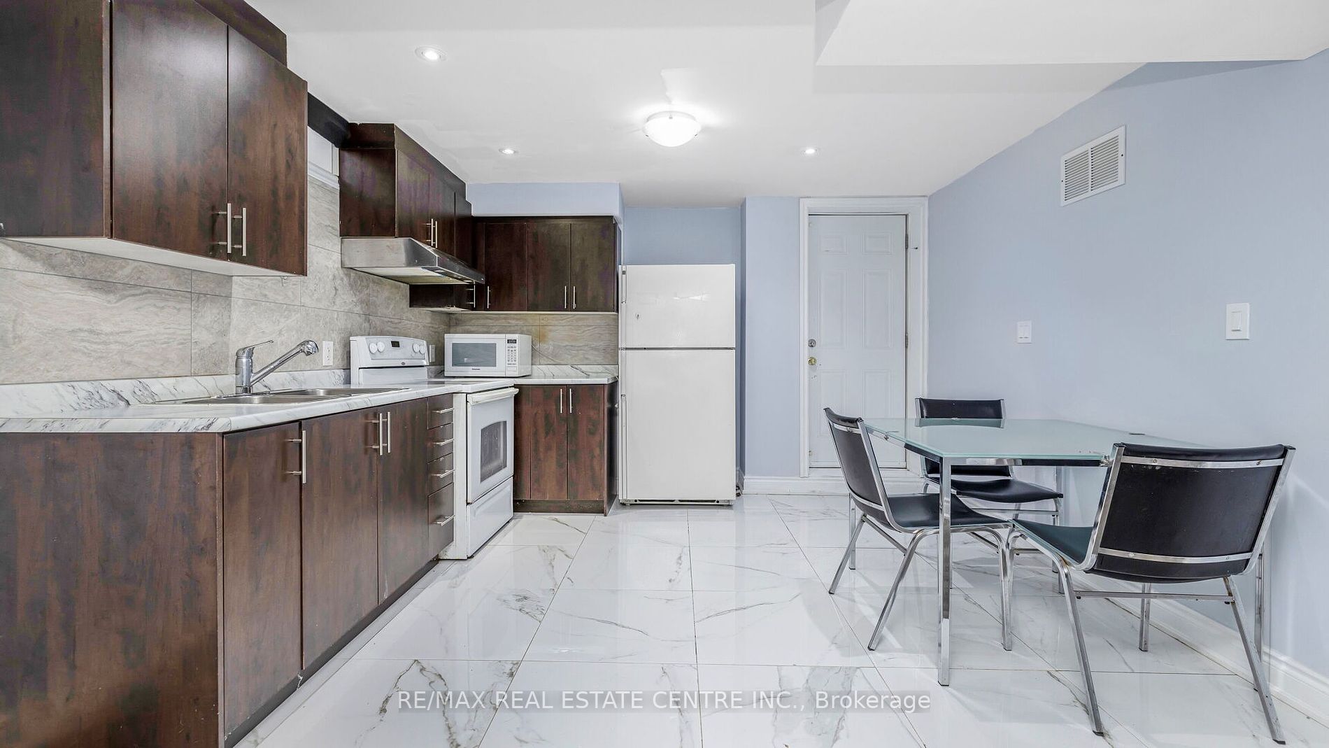 1 Sage Meadow Crescent