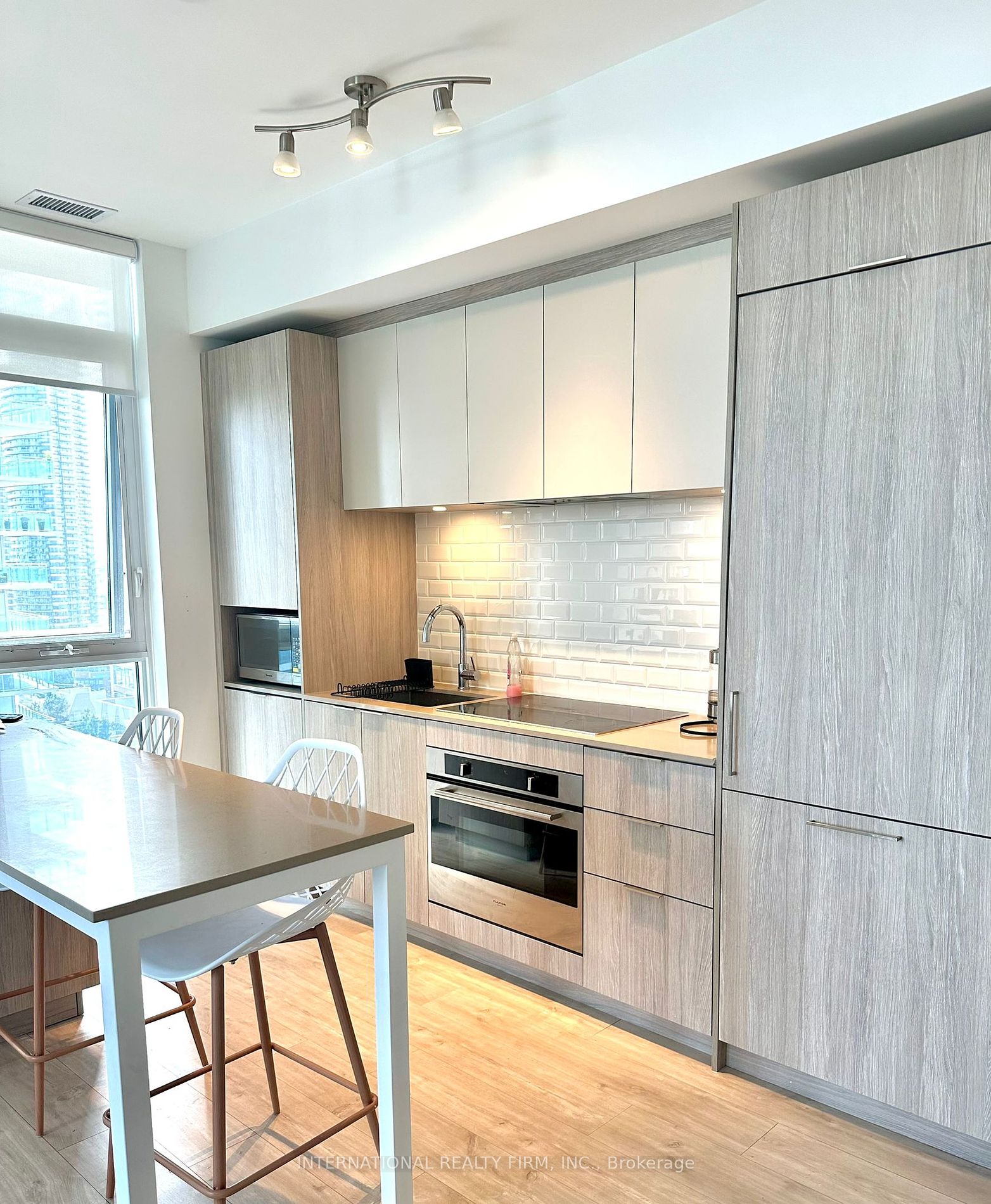 70 Annie Craig Drive #1207