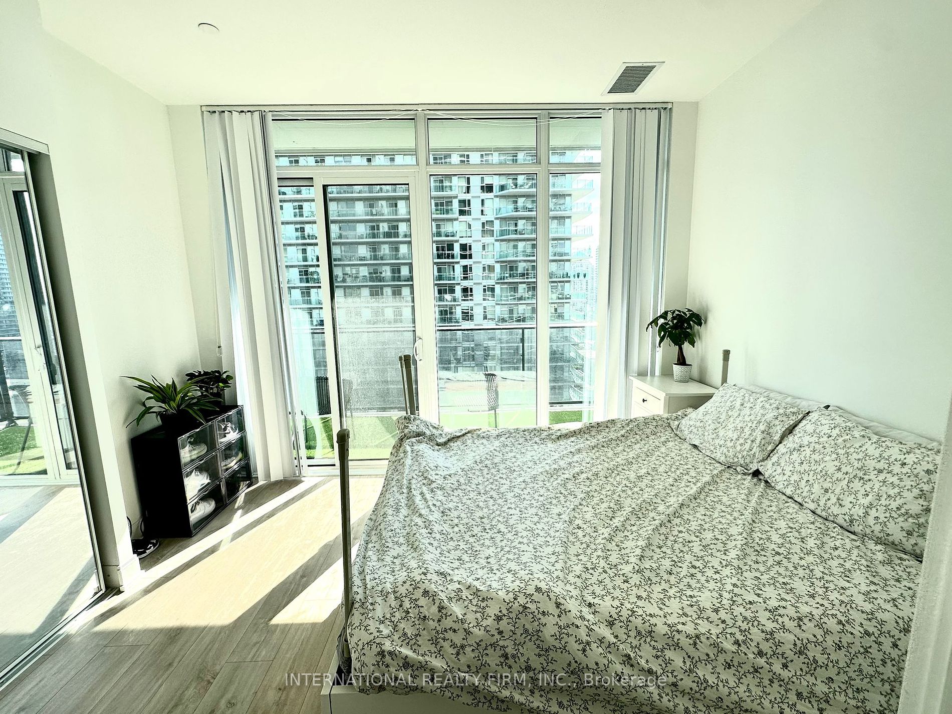 70 Annie Craig Drive #1207
