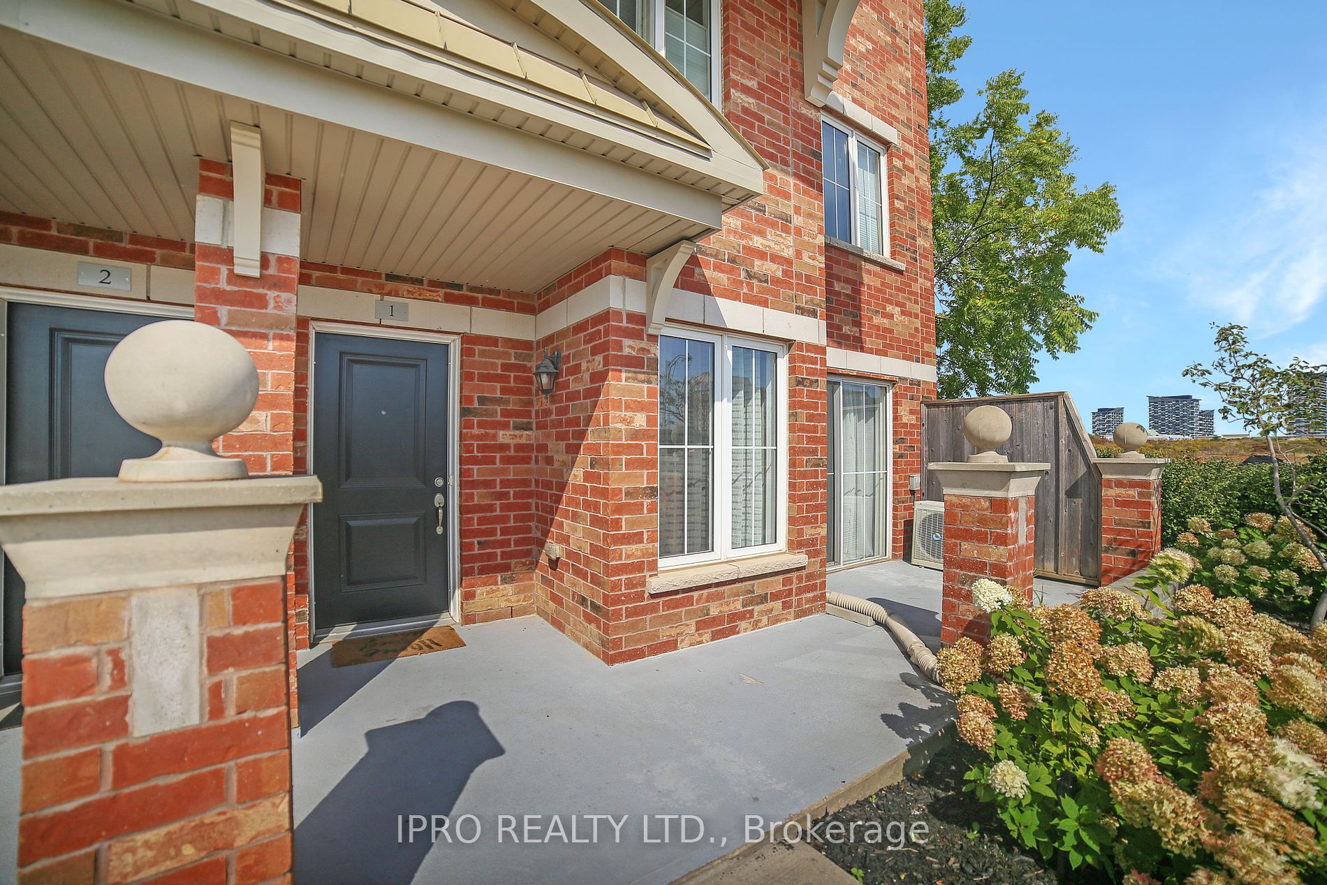 51 Hays Blvd, #1
