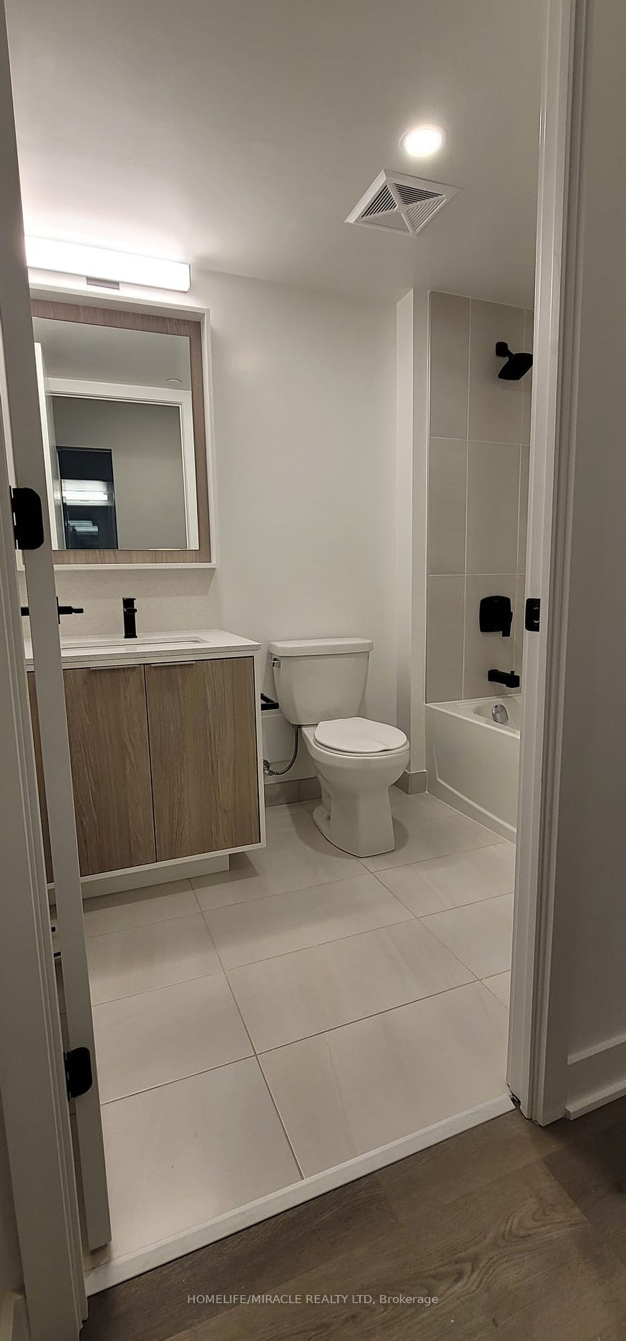 36 Zorra Street #320