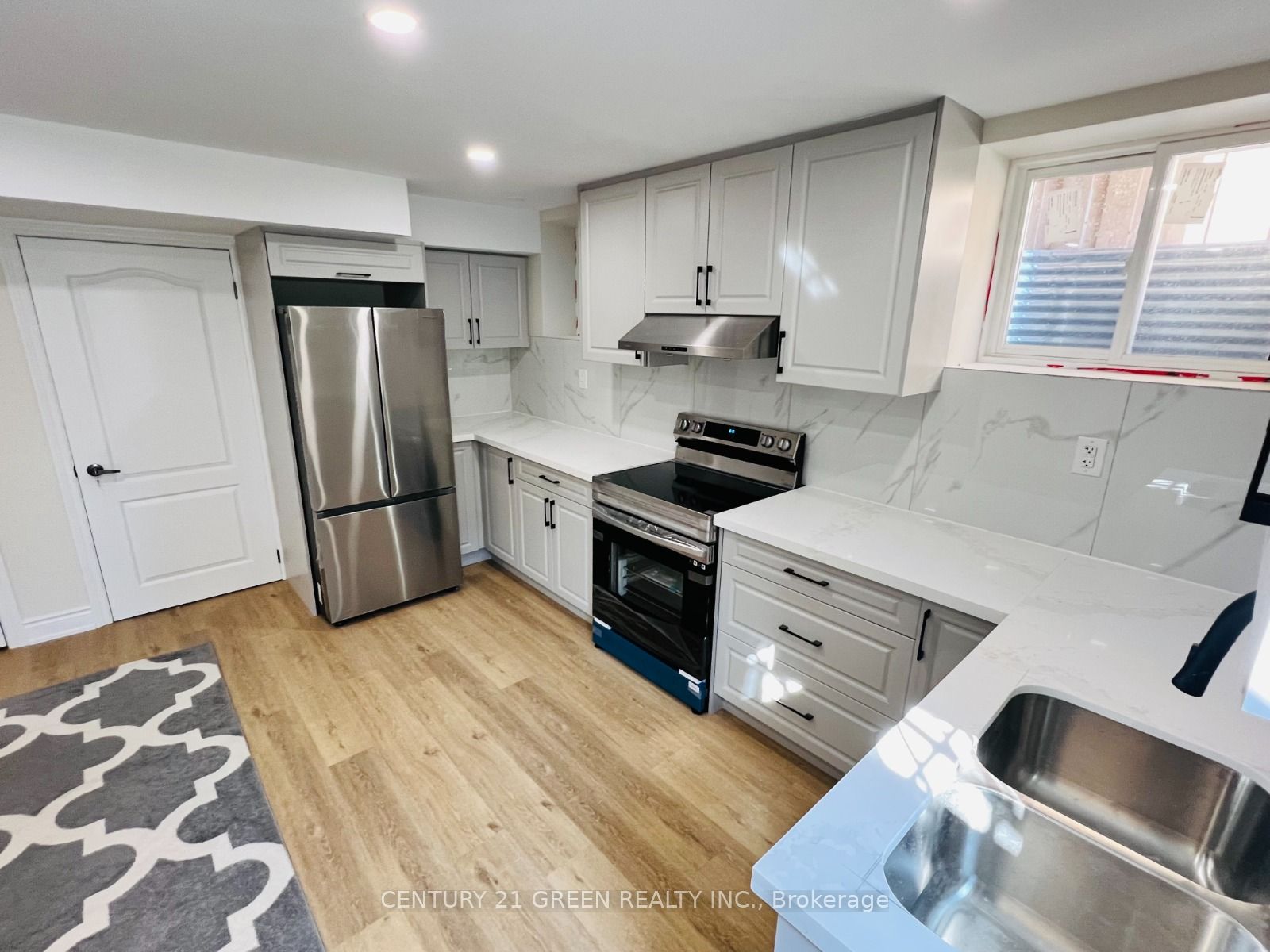 37 Prairie Creek Cres