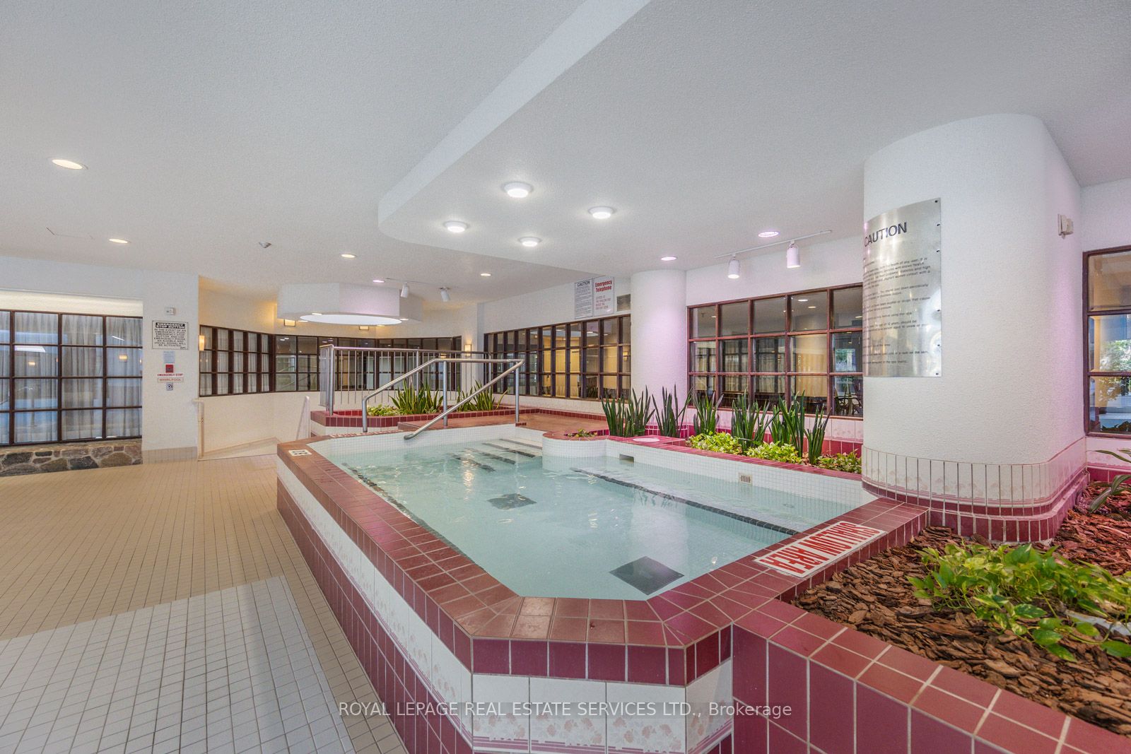 1300 Islington Ave, #504