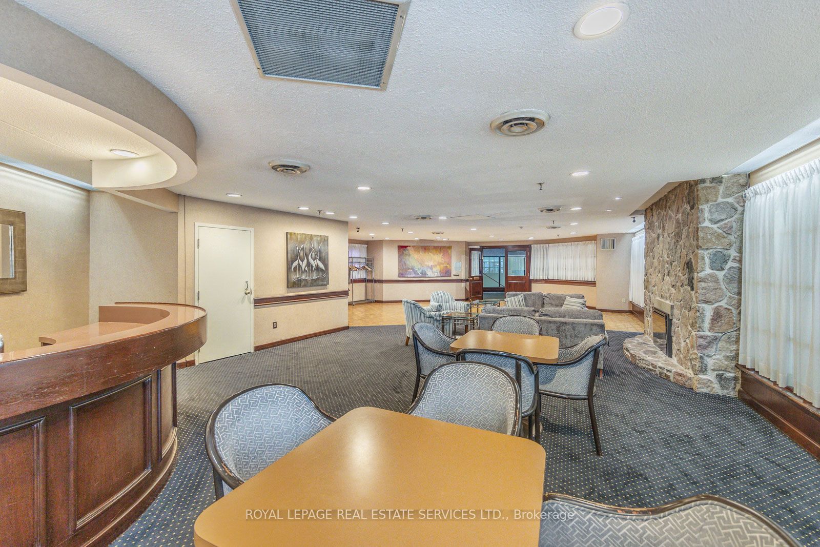1300 Islington Ave, #504