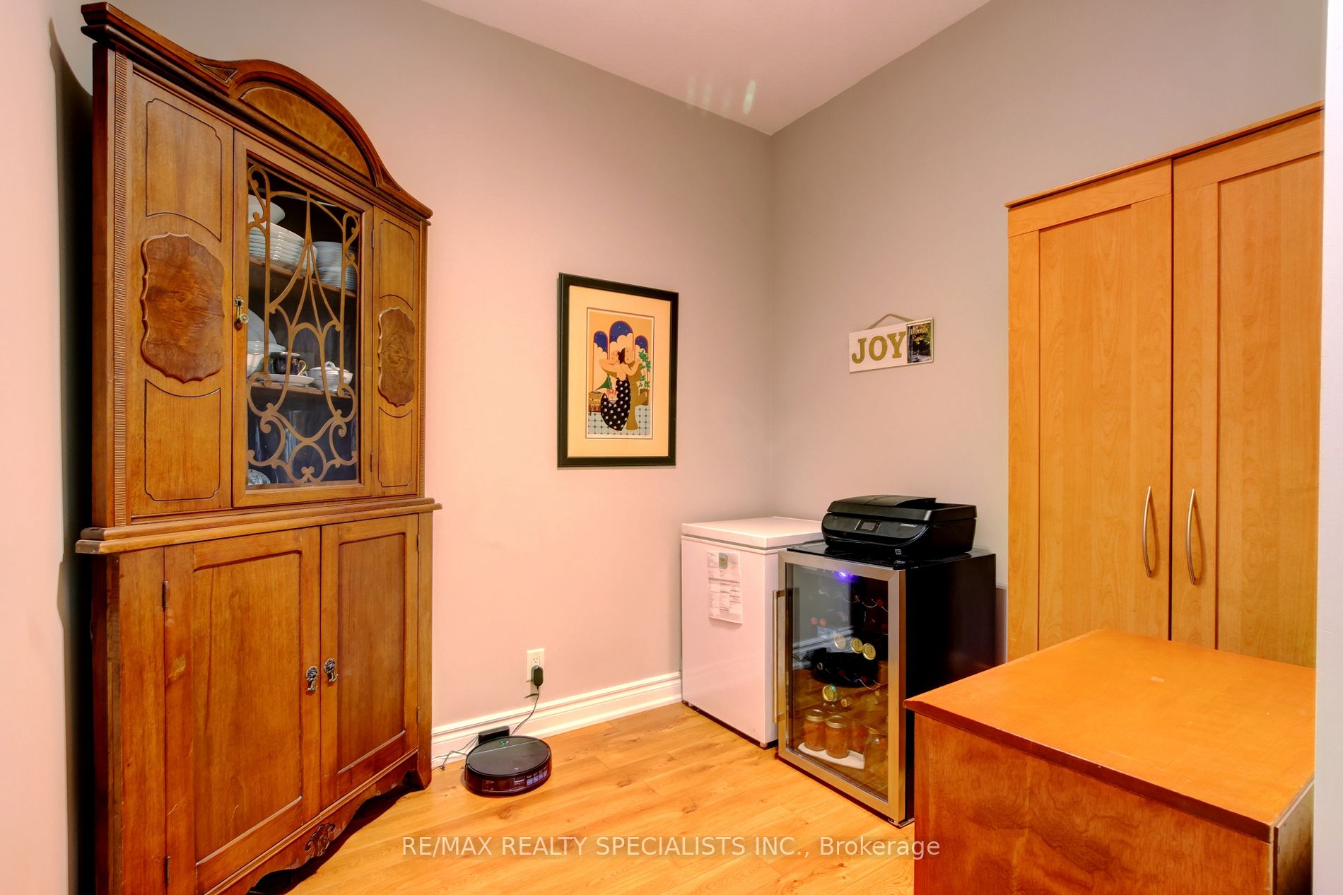 70 Port St E, #302