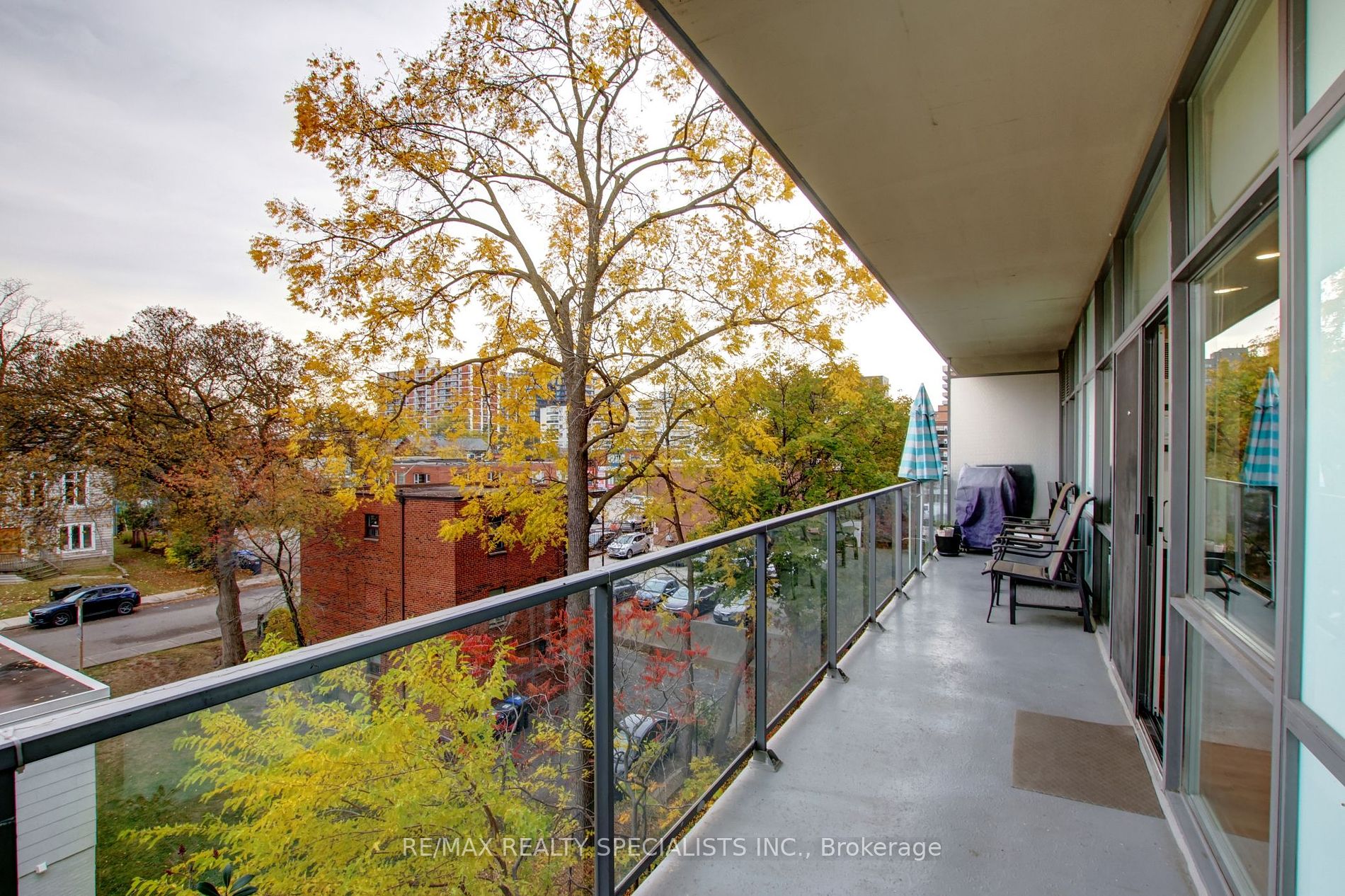 70 Port St E, #302