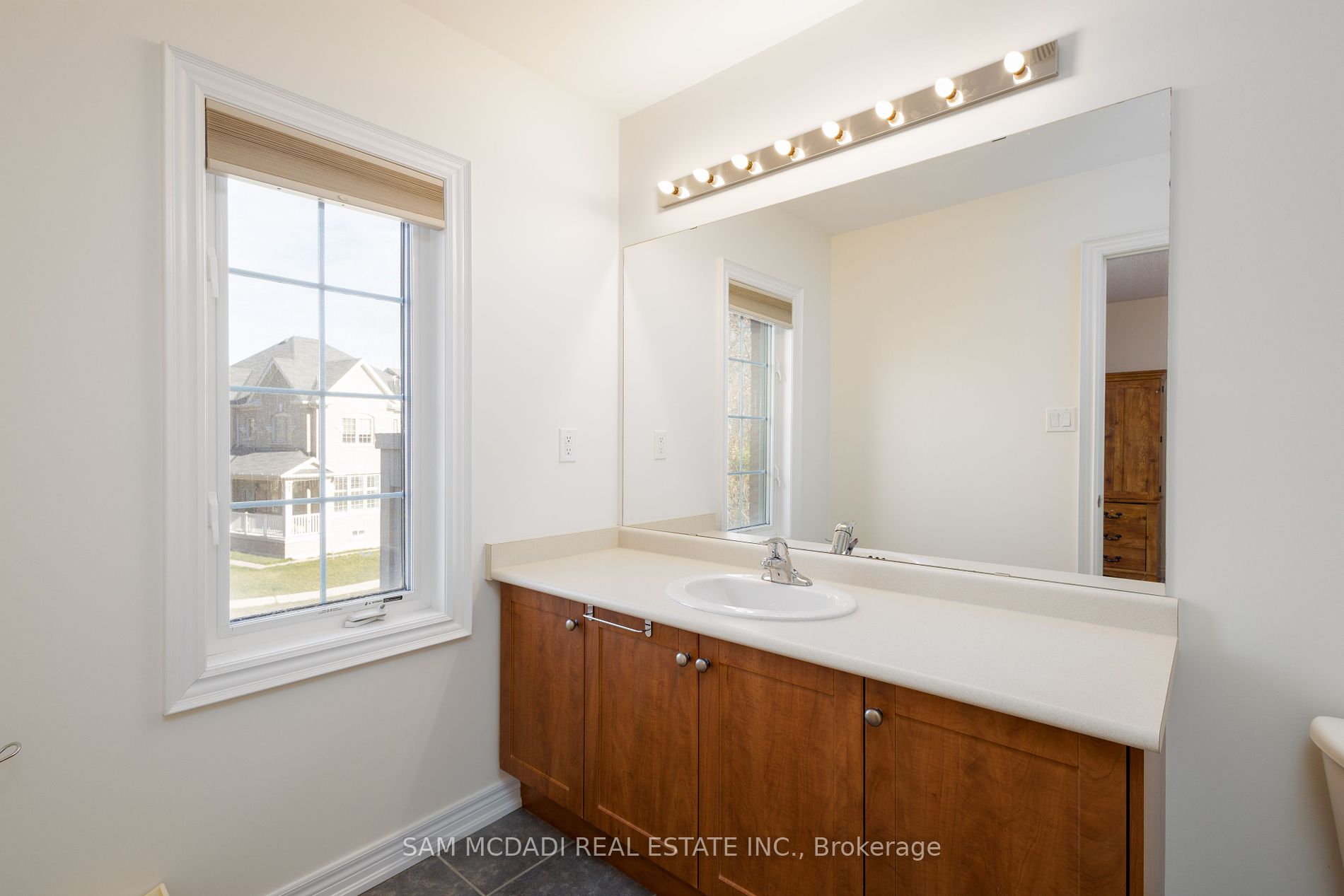 40 Timbercove Road