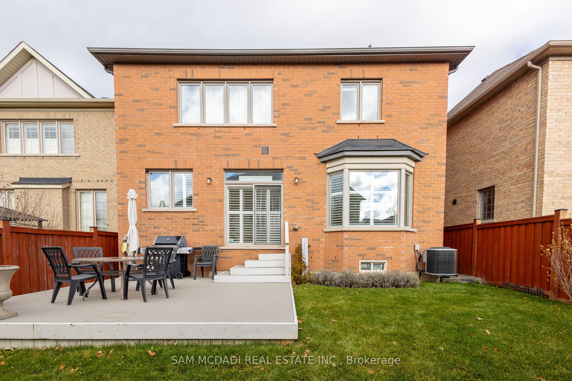 40 Timbercove Road