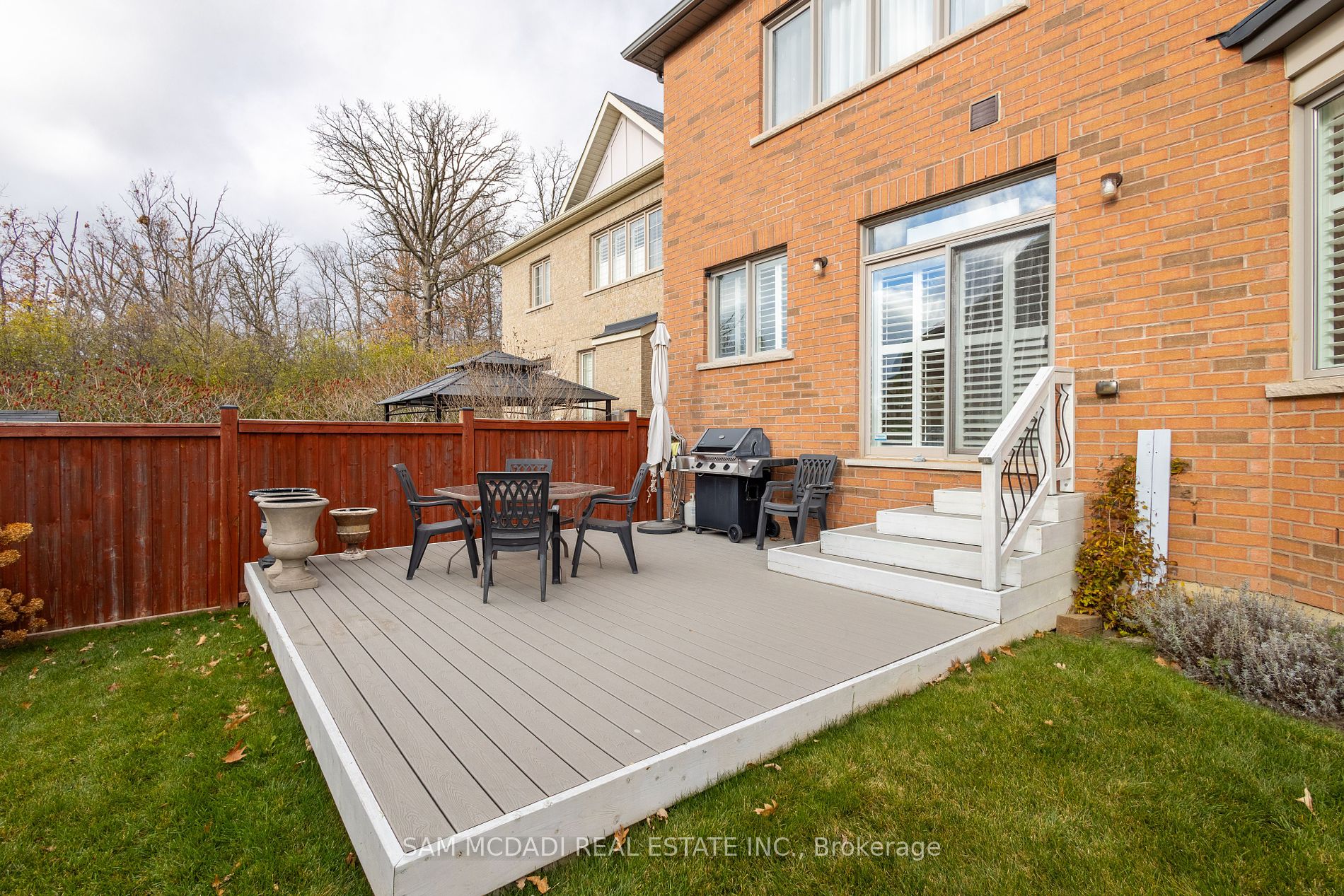 40 Timbercove Road