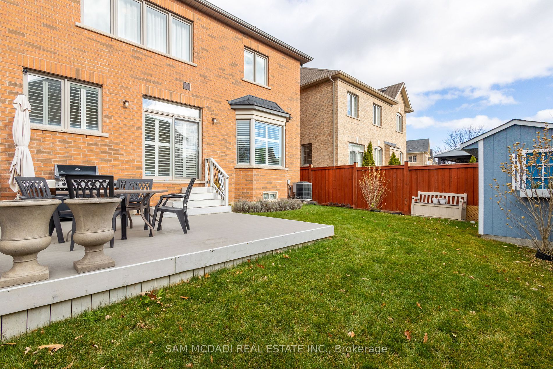 40 Timbercove Road