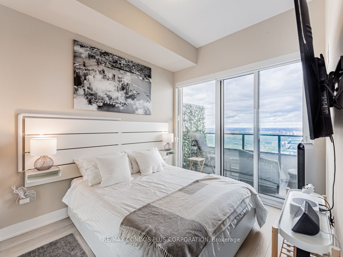 30 Shore Breeze Drive #6104