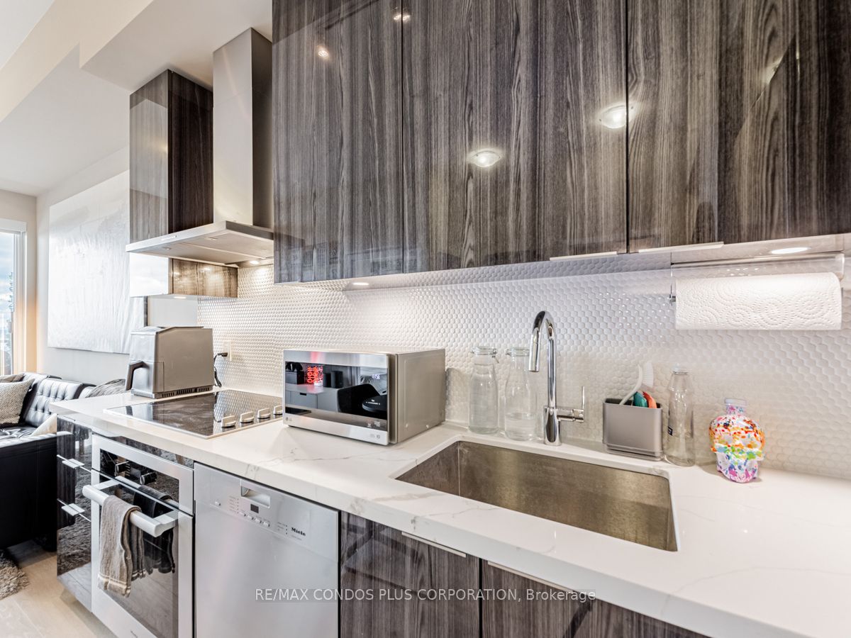 30 Shore Breeze Drive #6104