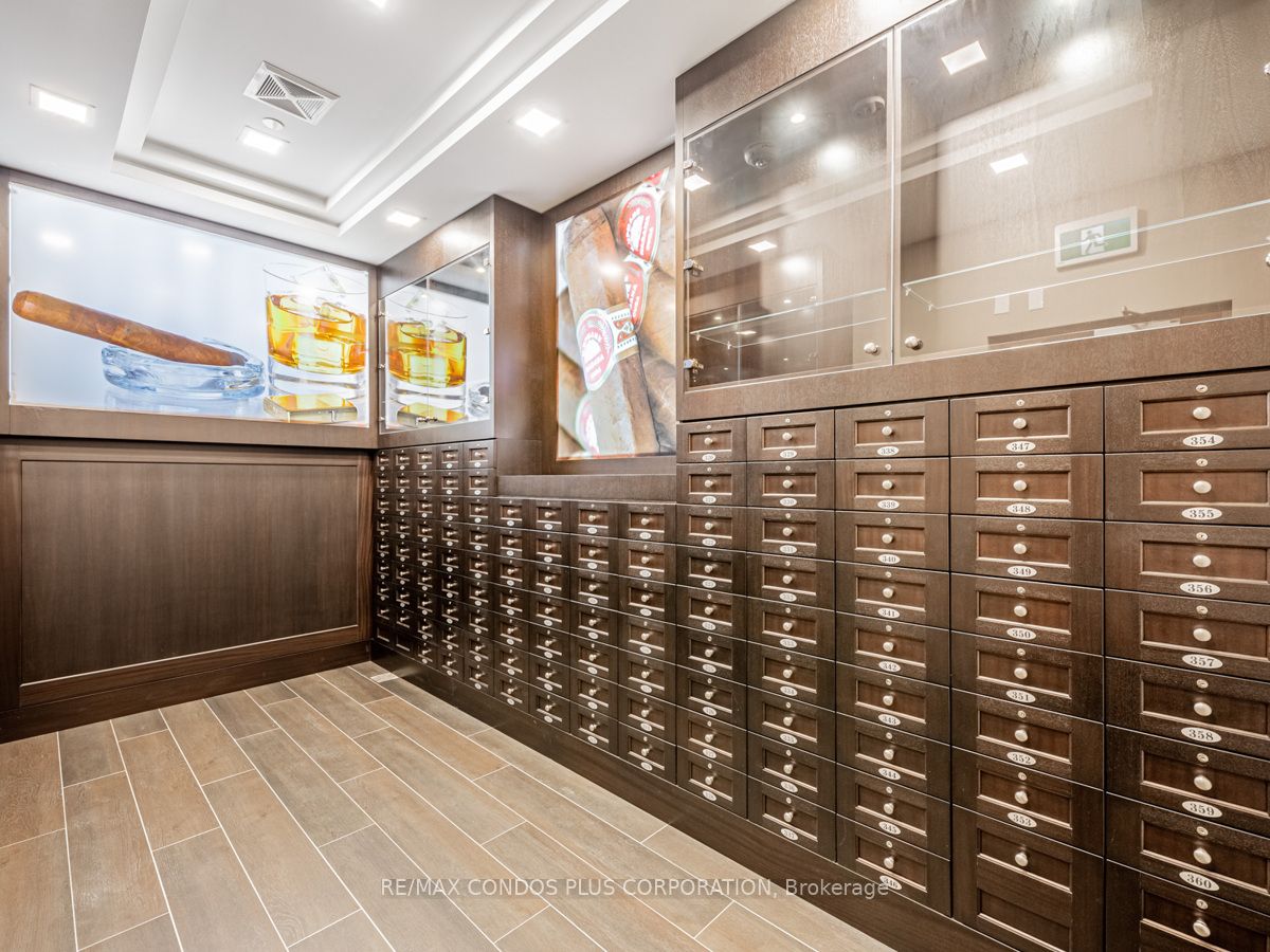 30 Shore Breeze Drive #6104