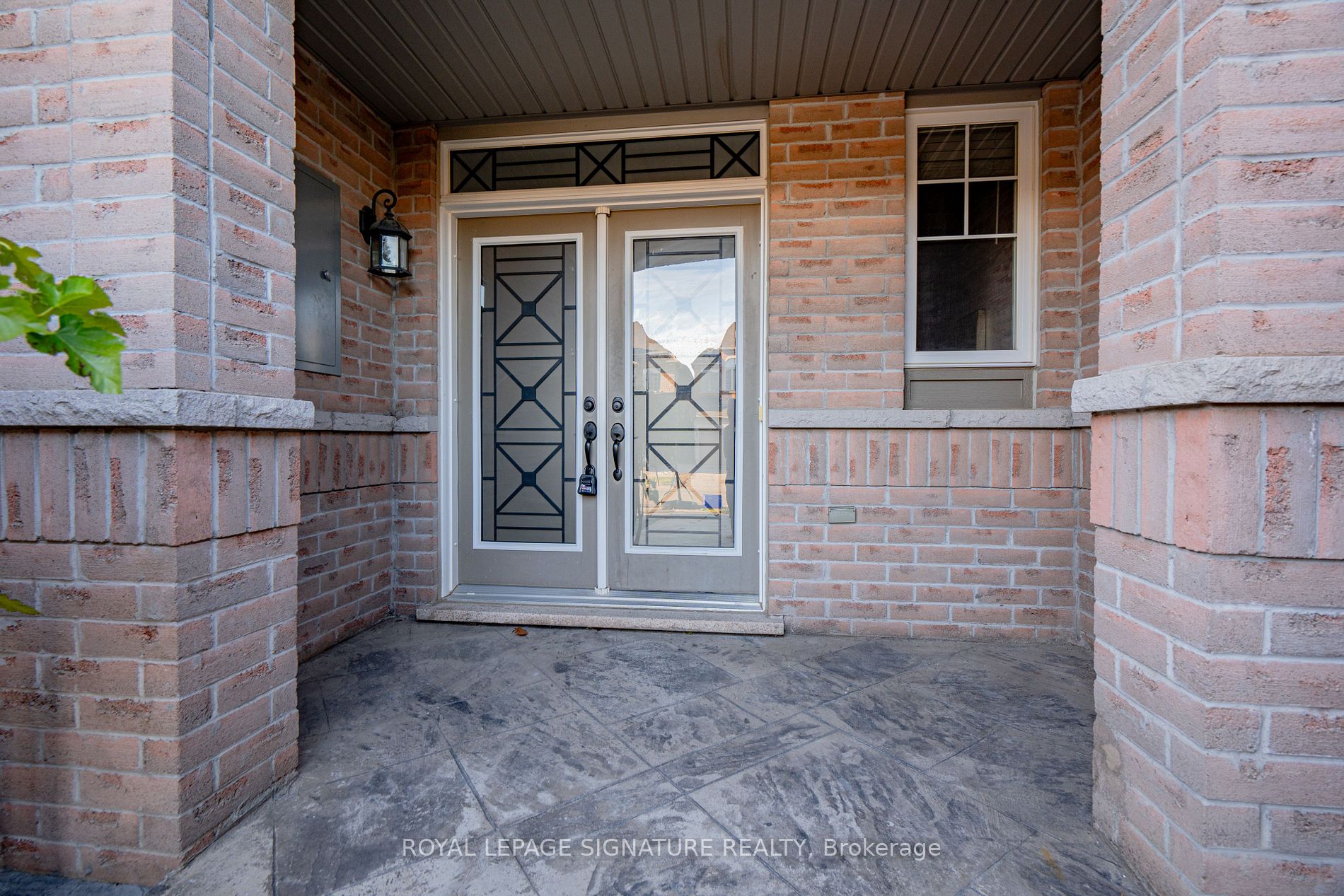 3293 Stalybridge Drive