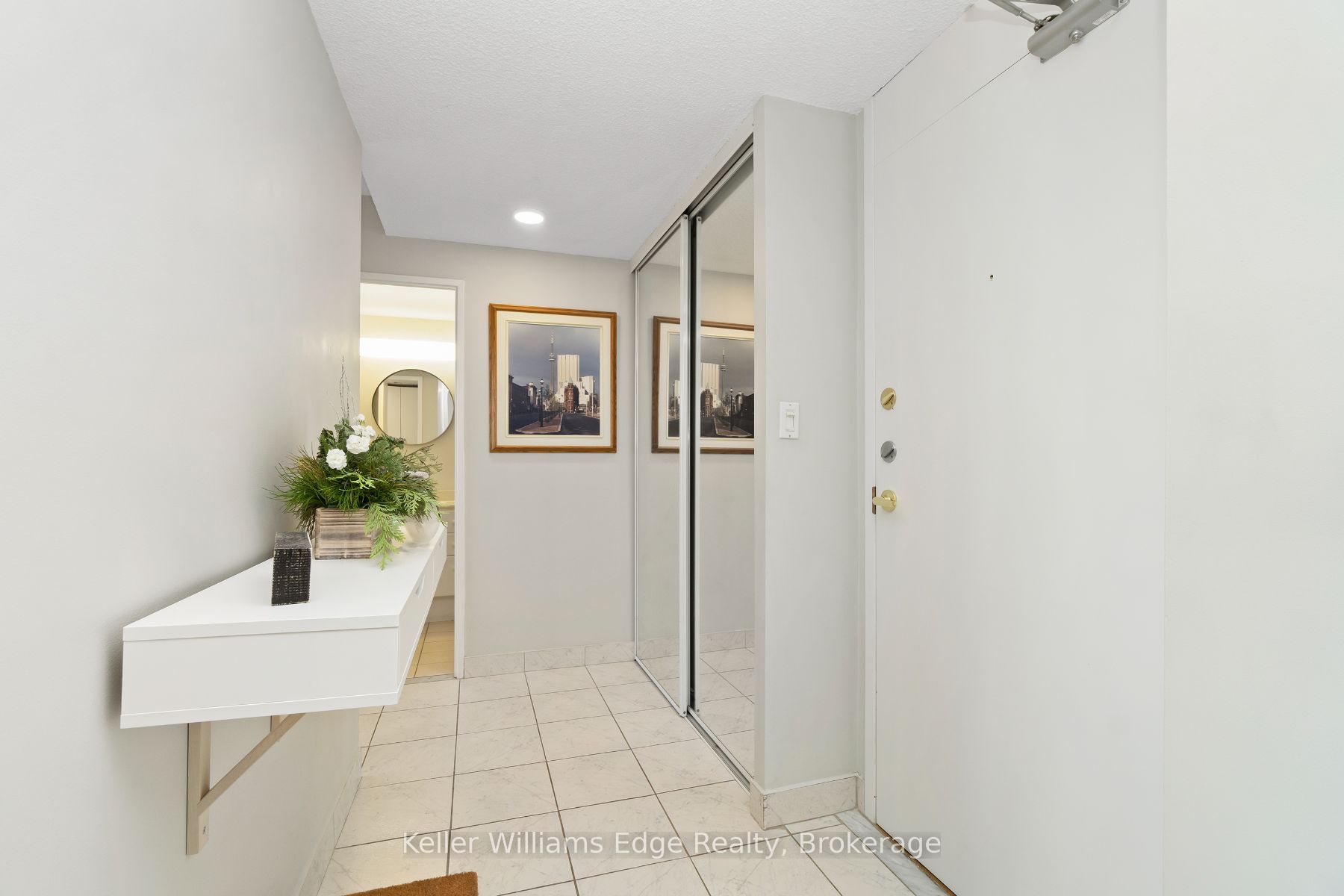 240 Scarlett Road #1612